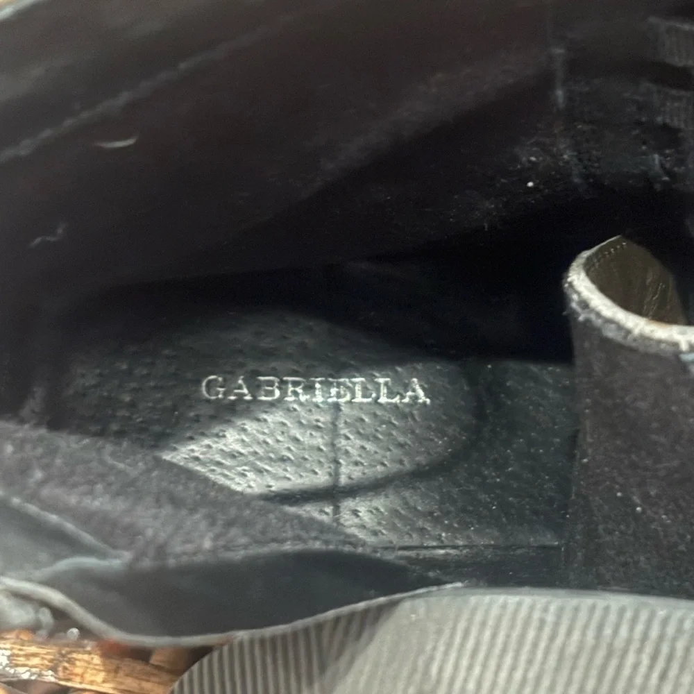 Gabriella Green  Leather Combat Boots in size 38/7.5 Great Condition! - Picture 8 of 16